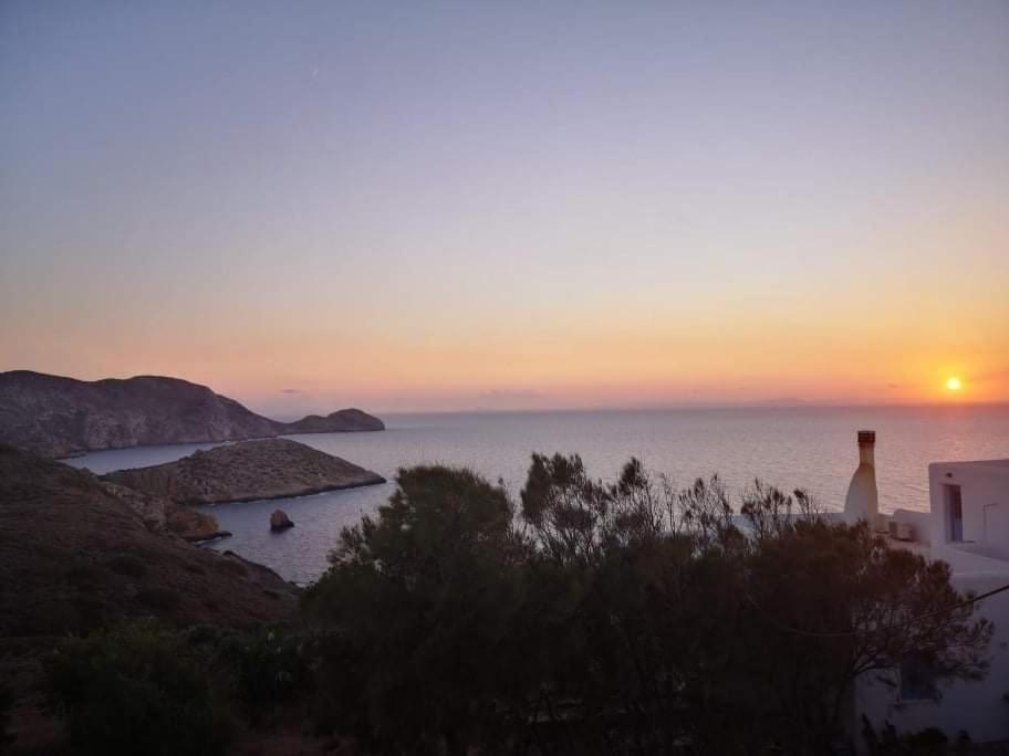 Syros Apartments Suites Chryssonisos Kini Ngoại thất bức ảnh