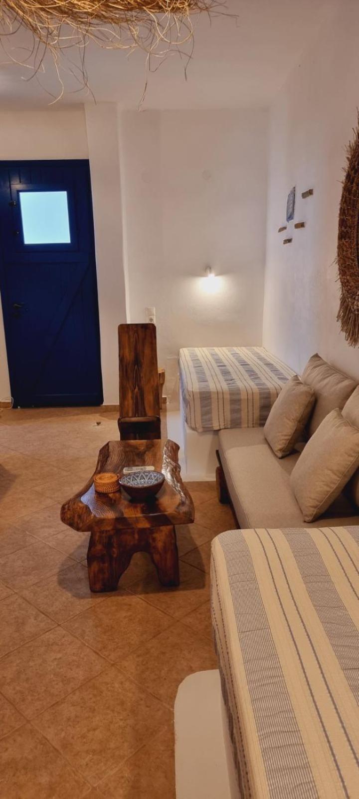 Syros Apartments Suites Chryssonisos Kini Ngoại thất bức ảnh