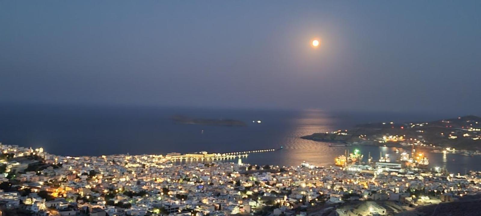 Syros Apartments Suites Chryssonisos Kini Ngoại thất bức ảnh