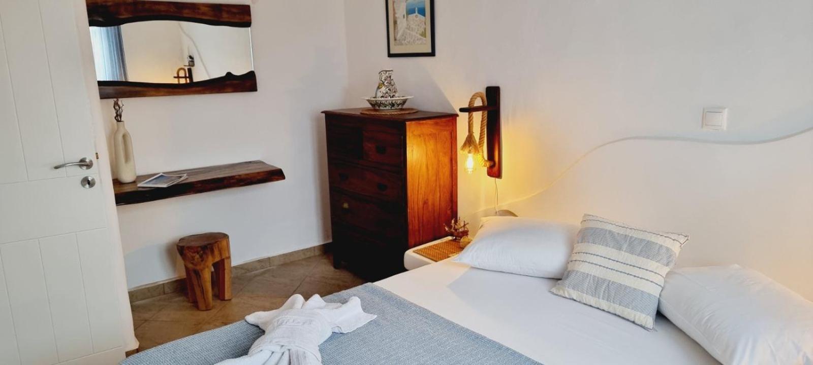 Syros Apartments Suites Chryssonisos Kini Ngoại thất bức ảnh